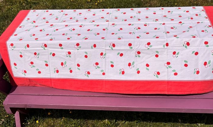 vintage table cloth
