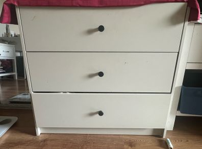 3 Chest drawer
