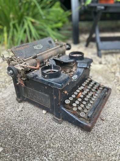 FREE Typewriter