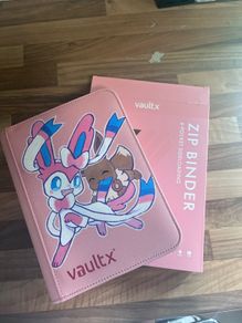 Vaultx Pokemon binder 4 pocket sylveon eevee pink binder