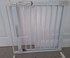 Safety 1st stair gate with extensions