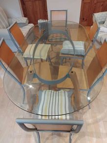 Dining table and 6 chairs