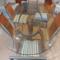 Dining table and 6 chairs