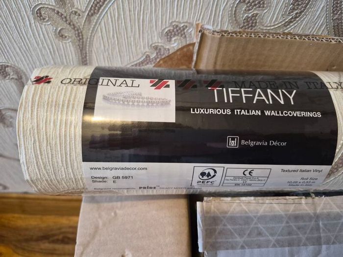 Luxury wallpaper 5 rolls