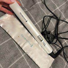 Remington Shine Therapy Straightener