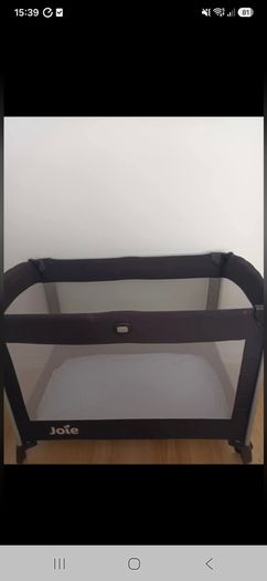 Travel cot