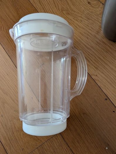 Various kitchen Bits - Bottles, Tray & Pot