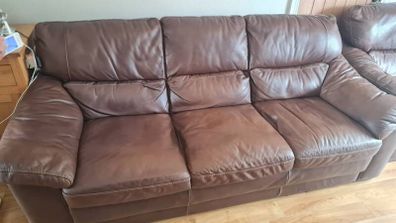 Leather suite