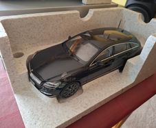 Mercedes Benz - Cls-class Estate 2012 - 1/18 - New In Box