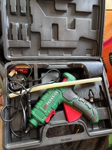 glue guns aldi
