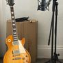 Gibson Les Paul 2020 Classic - Honeyburst Image 3