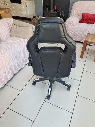 gaming chair