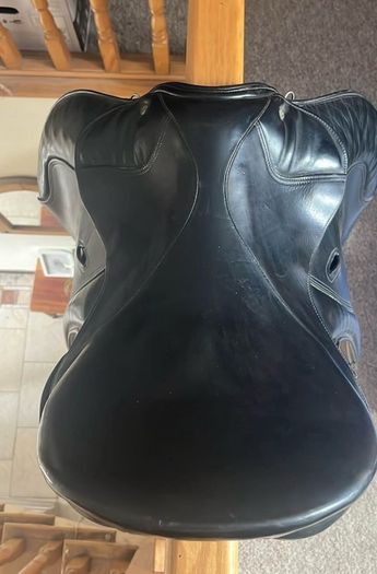 Antill 17.5" saddle