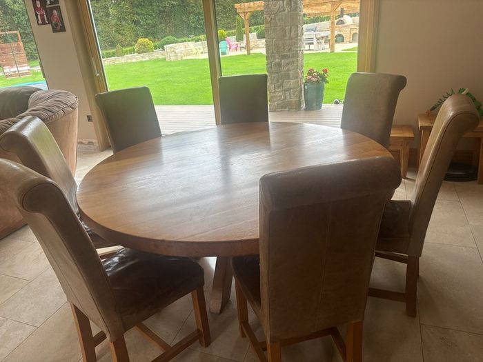 Solid Oak Table and 8 leather chairs