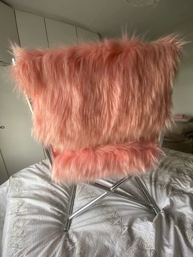 Girls bedroom chair