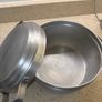 Cooking pots Image 4