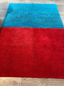 bathroom mat