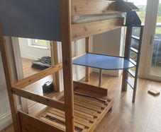 bed with desk and small pullout bed for kid underneath