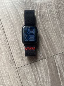 Apple Watch SE 3 GPS 44mm Midnight Excellent Condition