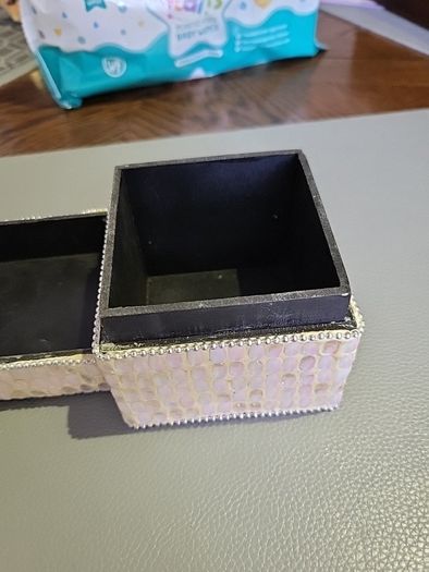 Trinket box