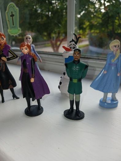 Disney Frozen Figures