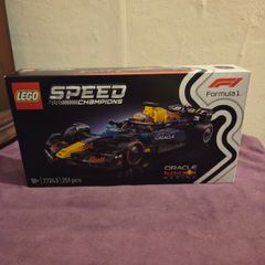 Brand New Lego Speed Champions F1 - 77243