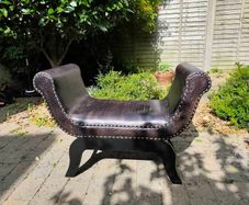 Sleigh seat