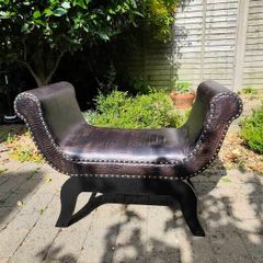 Sleigh seat