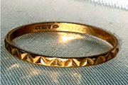 Vintage Hallmarked 9k Yellow Gold Geometric Ring