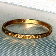 Vintage Hallmarked 9k Yellow Gold Geometric Ring
