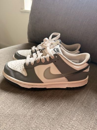 Nike Dunks UK4