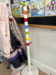 coat stand