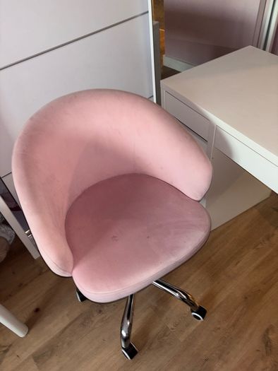 ikea desk and chair