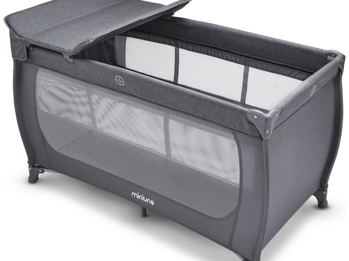 miniuno travel cot