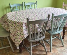 Table & Chairs