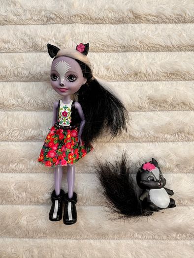 Mattel Enchantimals Sage Skunk Doll & Pet Used Please see photos