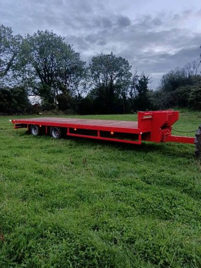35ft bale/flat trailer