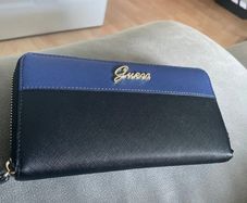 guess purse