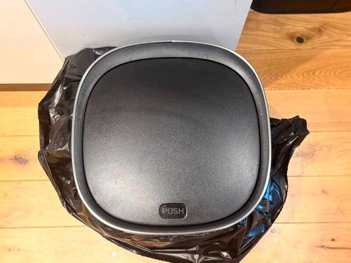 Stainless Steel Kitchen Bin (Approx. 35 40L) Excellent Condition 35 Euros