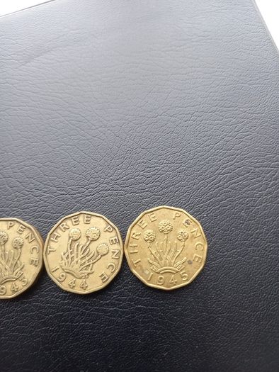 1937-1952 Threepence.