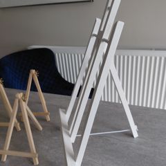 Easels