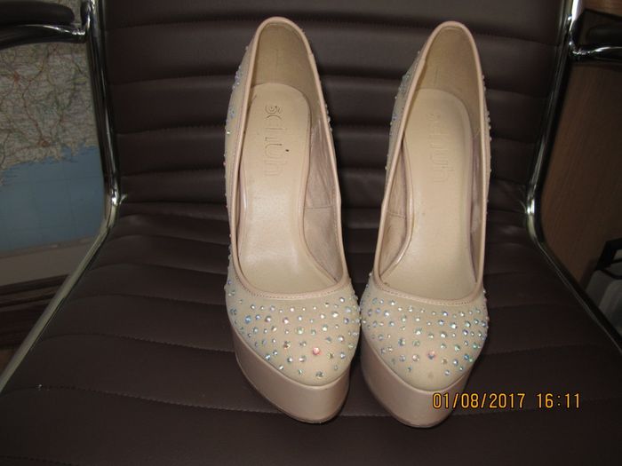 Debs Shoes Size 39