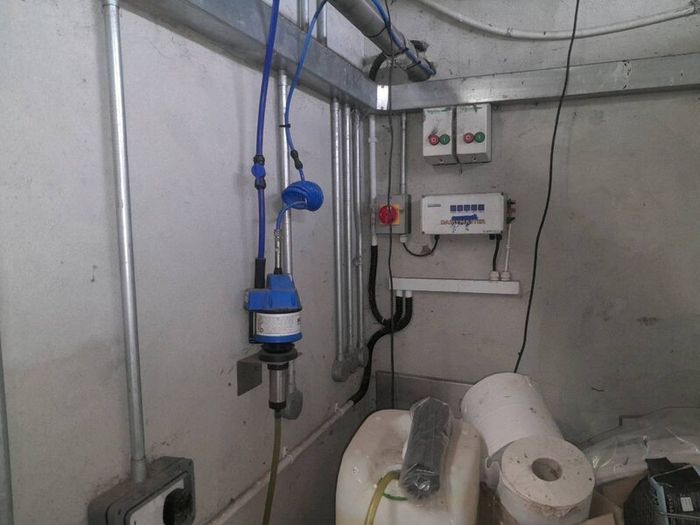 Milking machine