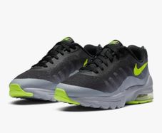Nike Air Max Invigor size UK 5.5