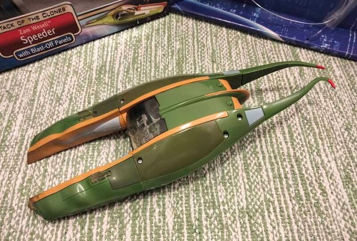 Star Wars Zam Wesell speeder
