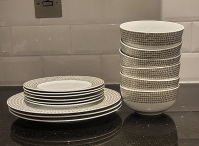 6 cereal bowls & plates