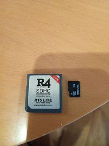 Nintendo 2ds/3ds cartage with  SD card with 80 games