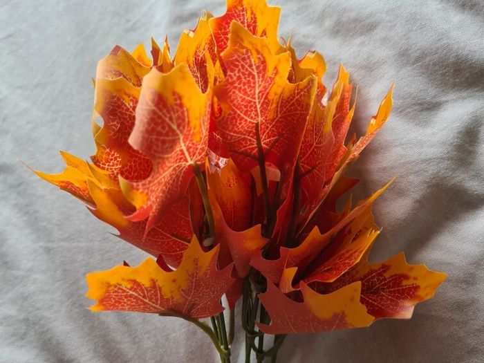 Artificial Maple Leaf Bouquet X 4