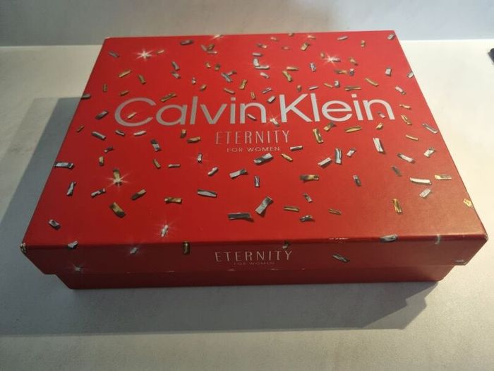 Calvin Klein Eternity Eau de Parfum for Women Trio Gift Set 50ml.
