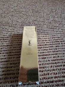Brand New YSL Touche Eclat Le Teint Foundation B10 Porcelain 30ml SPF22
